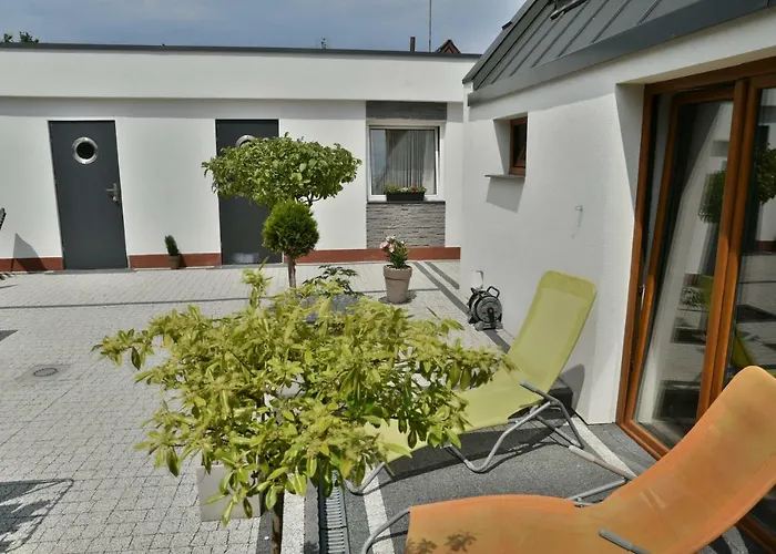 Bungalowy Boja Проживание в семье